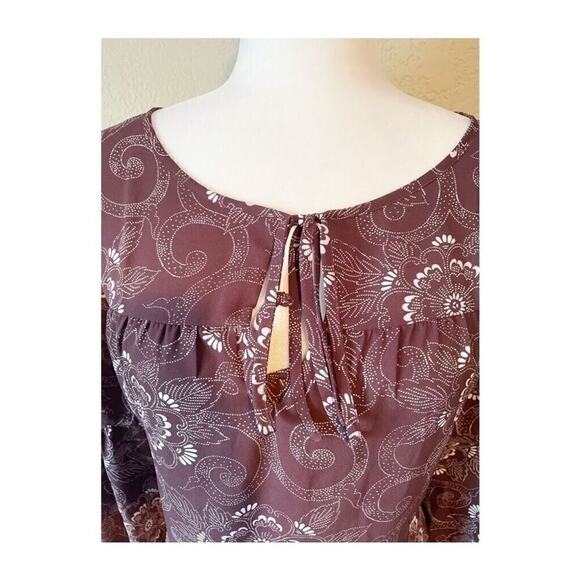 Ann Taylor Burgundy Flowing Top - Picture 4 of 4